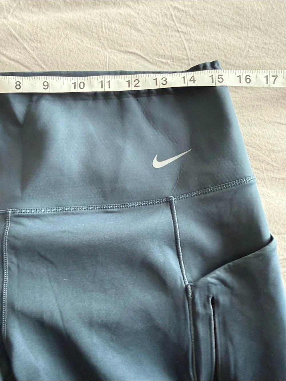 Nike Women's  Blue High-Waist Athletic  Shorts with Side Pockets - Like New - Picture 4 of 5